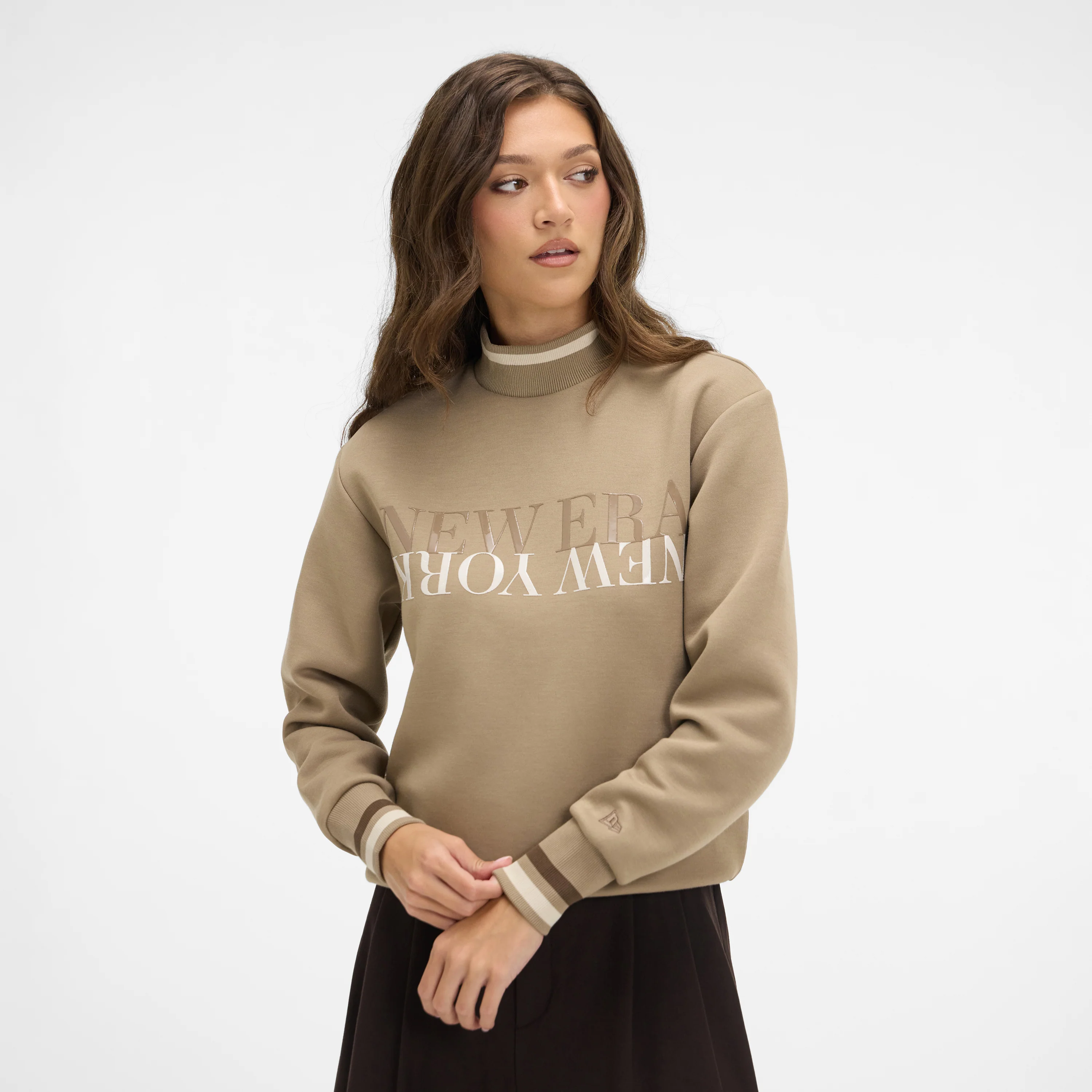 New Era Cap Tech Sweat Beige Mockneck