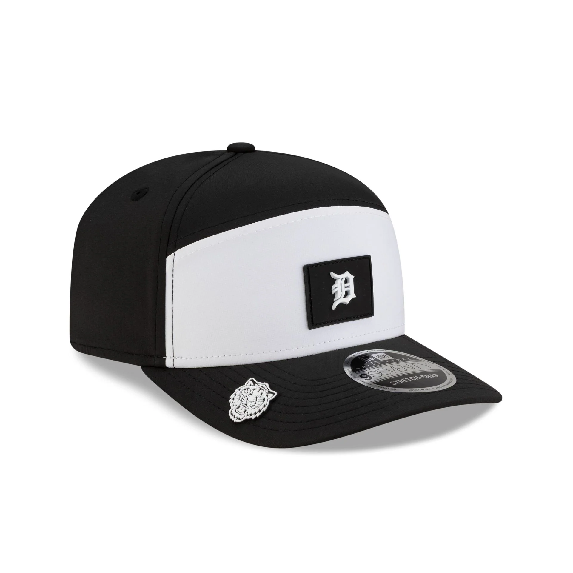 Detroit Tigers 2026 Clubhouse Black & White Split Panel 9SEVENTY Stretch-Snap Hat