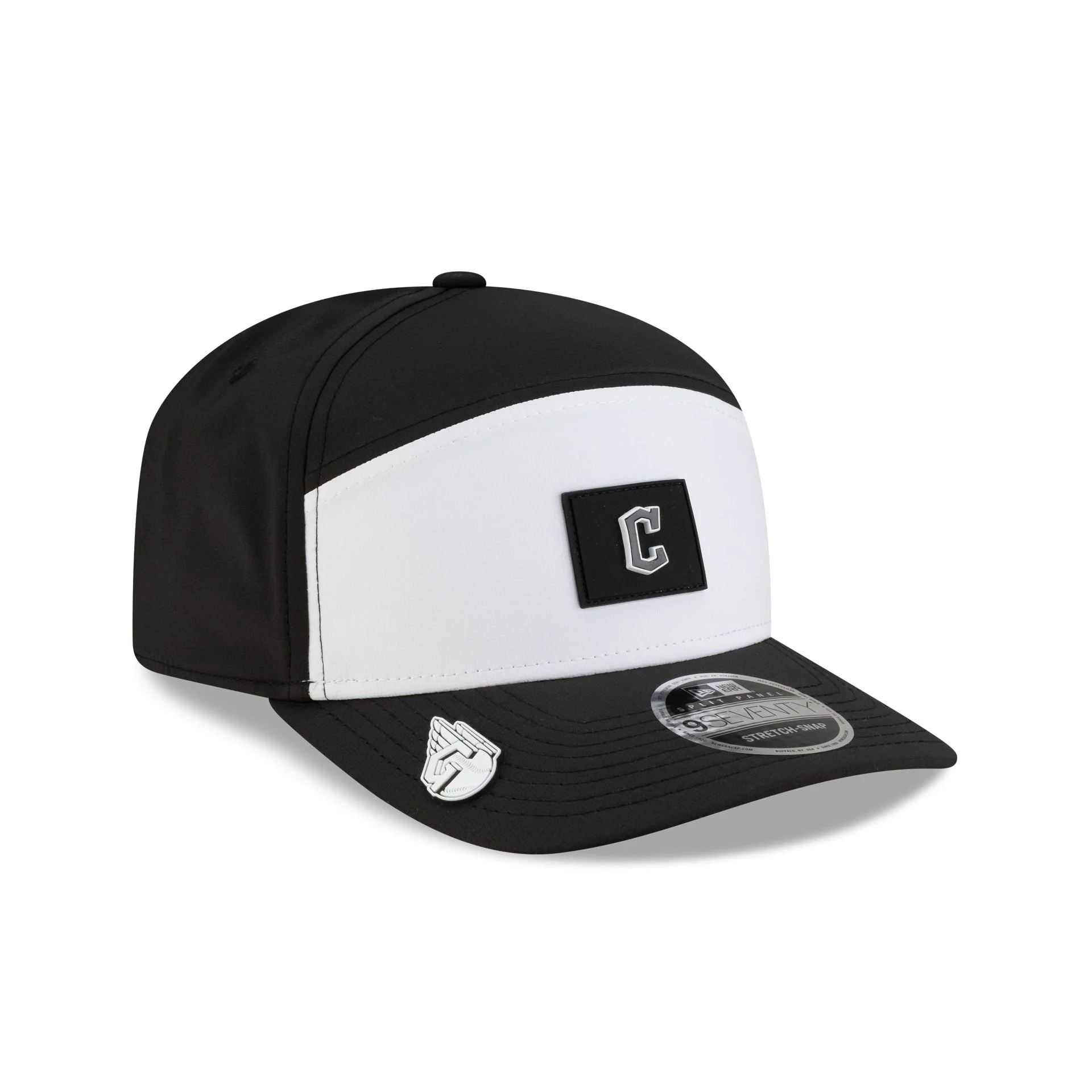 Cleveland Guardians 2026 Clubhouse Black & White Split Panel 9SEVENTY Stretch-Snap Hat